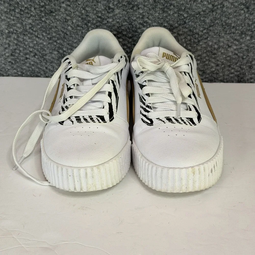 Puma leather carina
